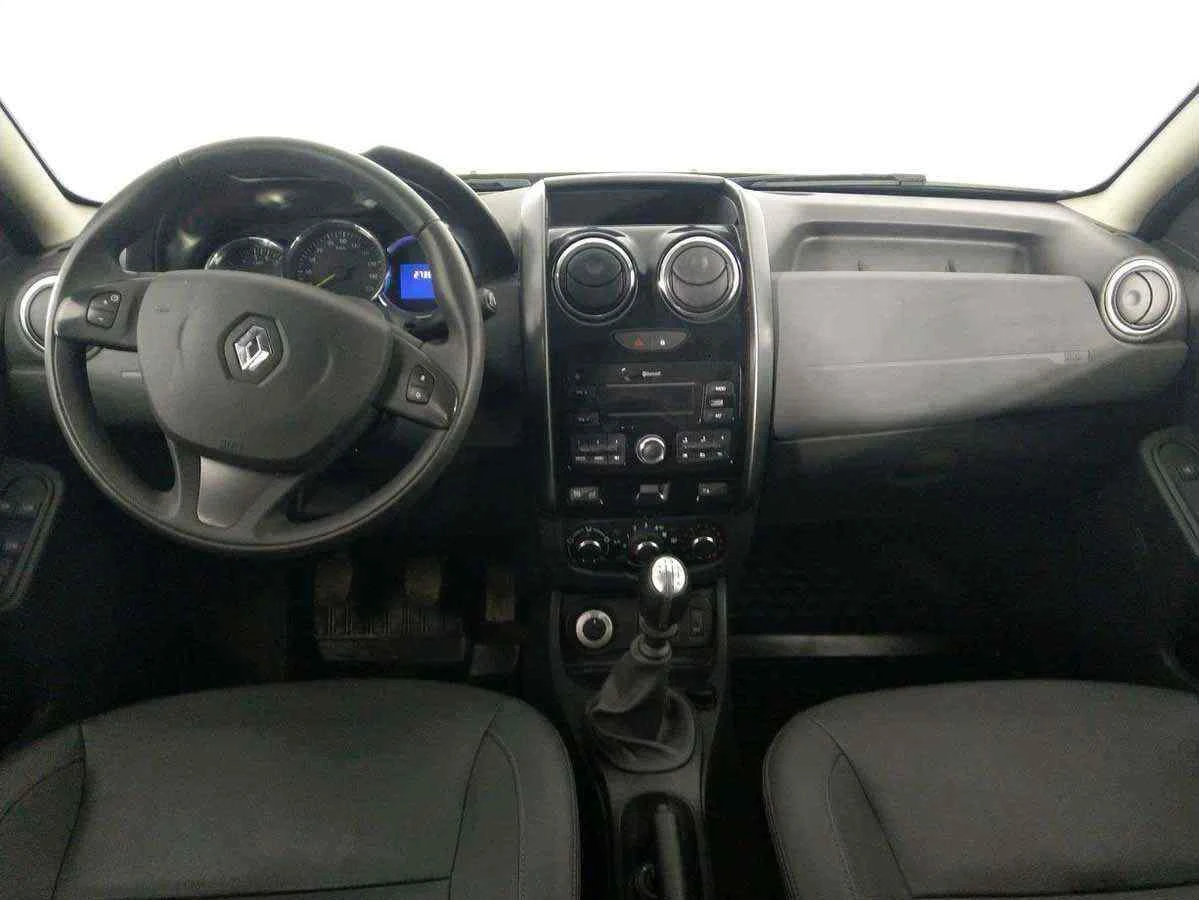 Renault Duster, Зеленый, 2018, Механическая, 109 л.с., цена от 1 303 000 руб.