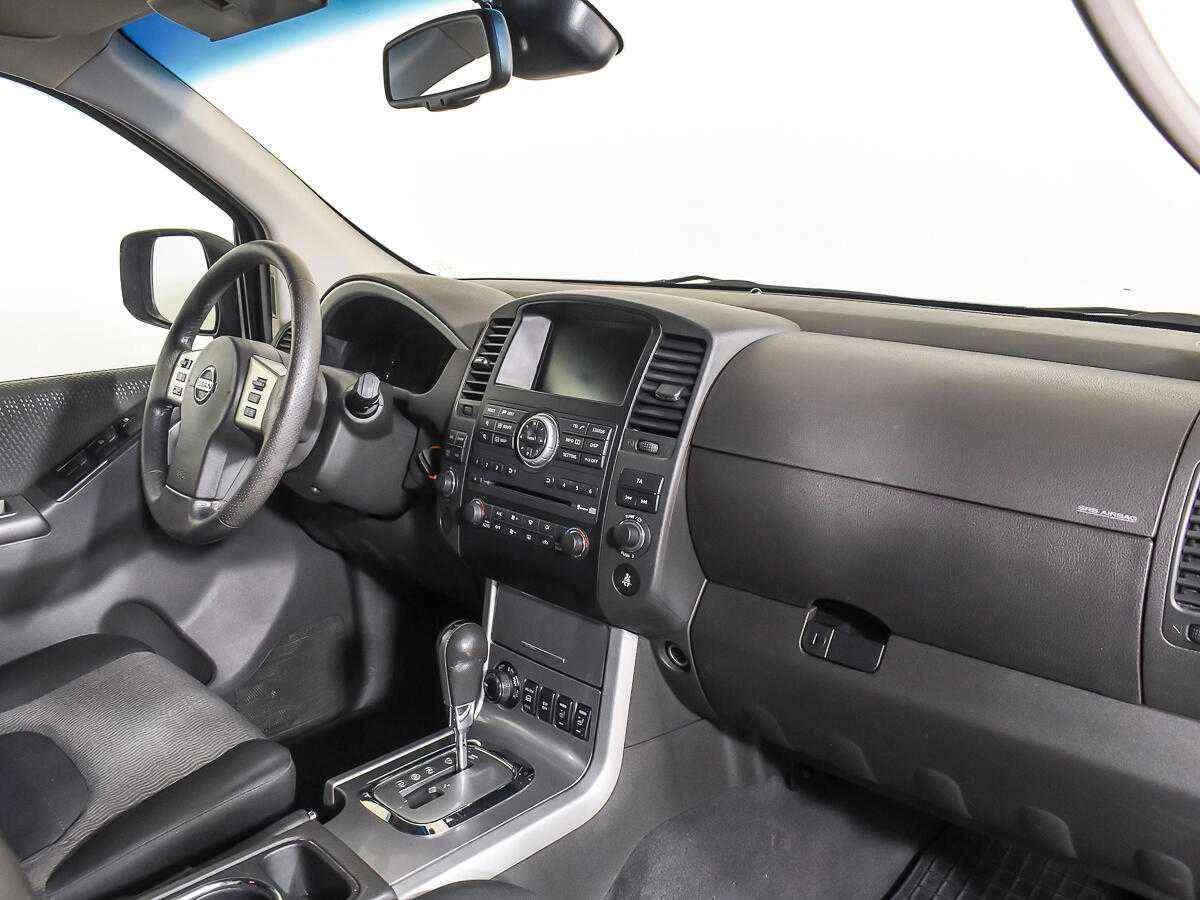 Nissan Pathfinder, Черный, 2010, Автоматическая, 190 л.с., цена от 855 000 руб.