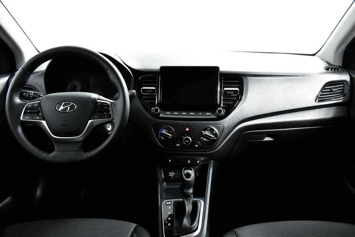 Hyundai Solaris, Коричневый, 2021, Автоматическая, 123 л.с., цена от 949 000 руб.