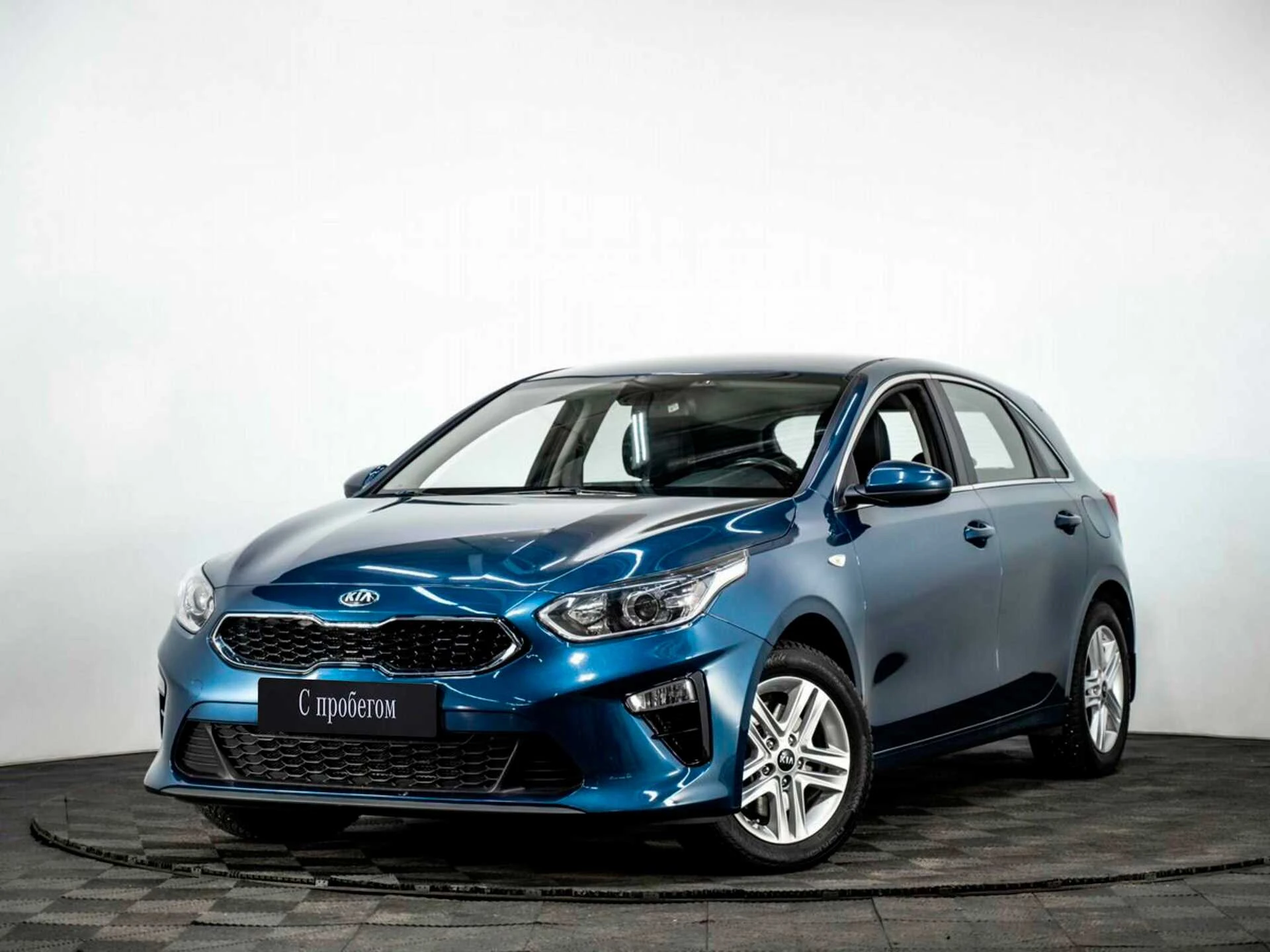 KIA CEED, Голубой, 2018, Автоматическая, 128 л.с., цена от 1 168 000 руб.