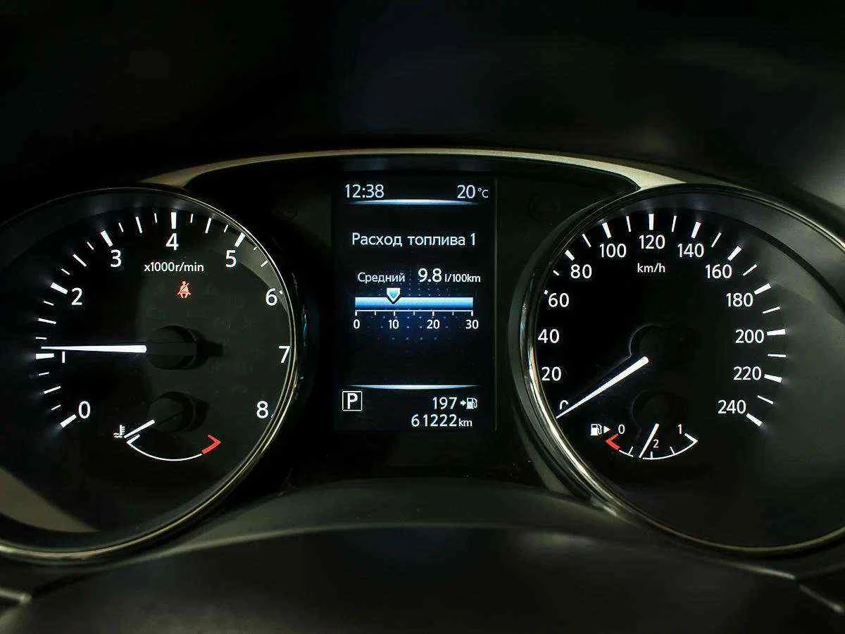 Nissan X-Trail, Серебряный, 2015, Вариатор, 171 л.с., цена от 1 187 000 руб.