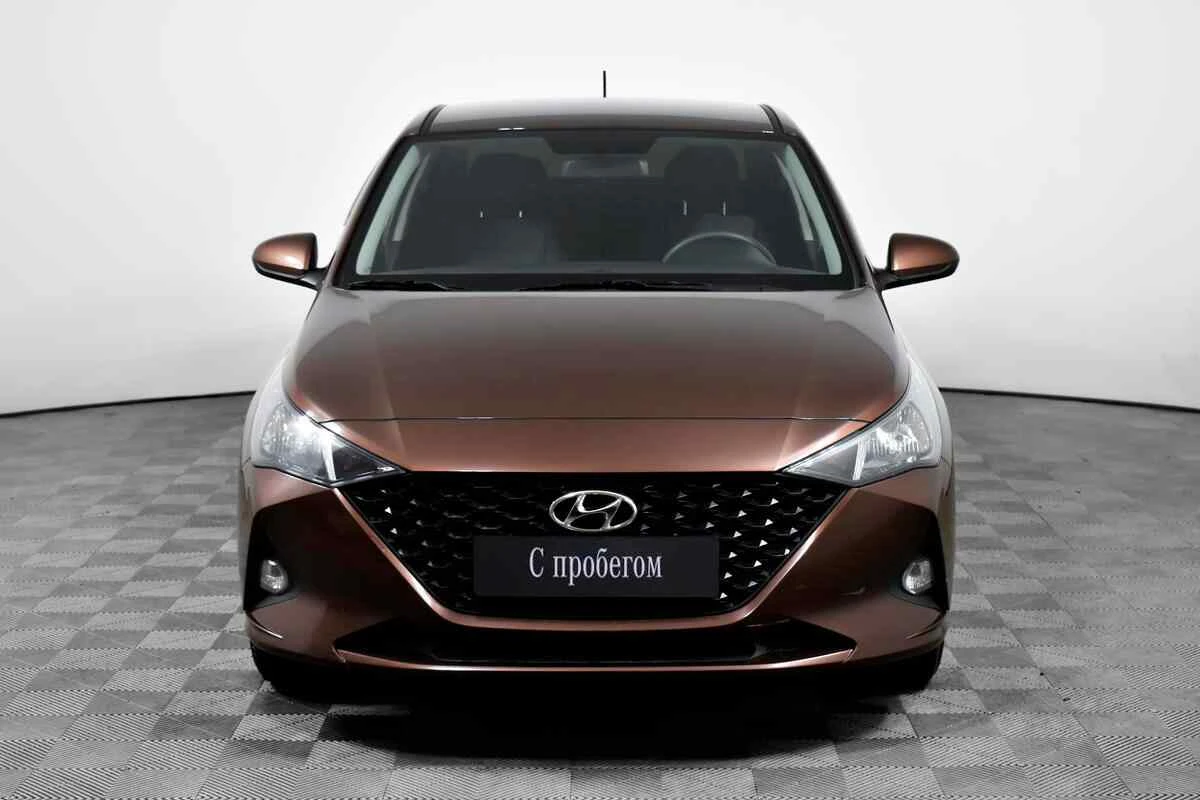 Hyundai Solaris, Коричневый, 2021, Автоматическая, 123 л.с., цена от 949 000 руб.