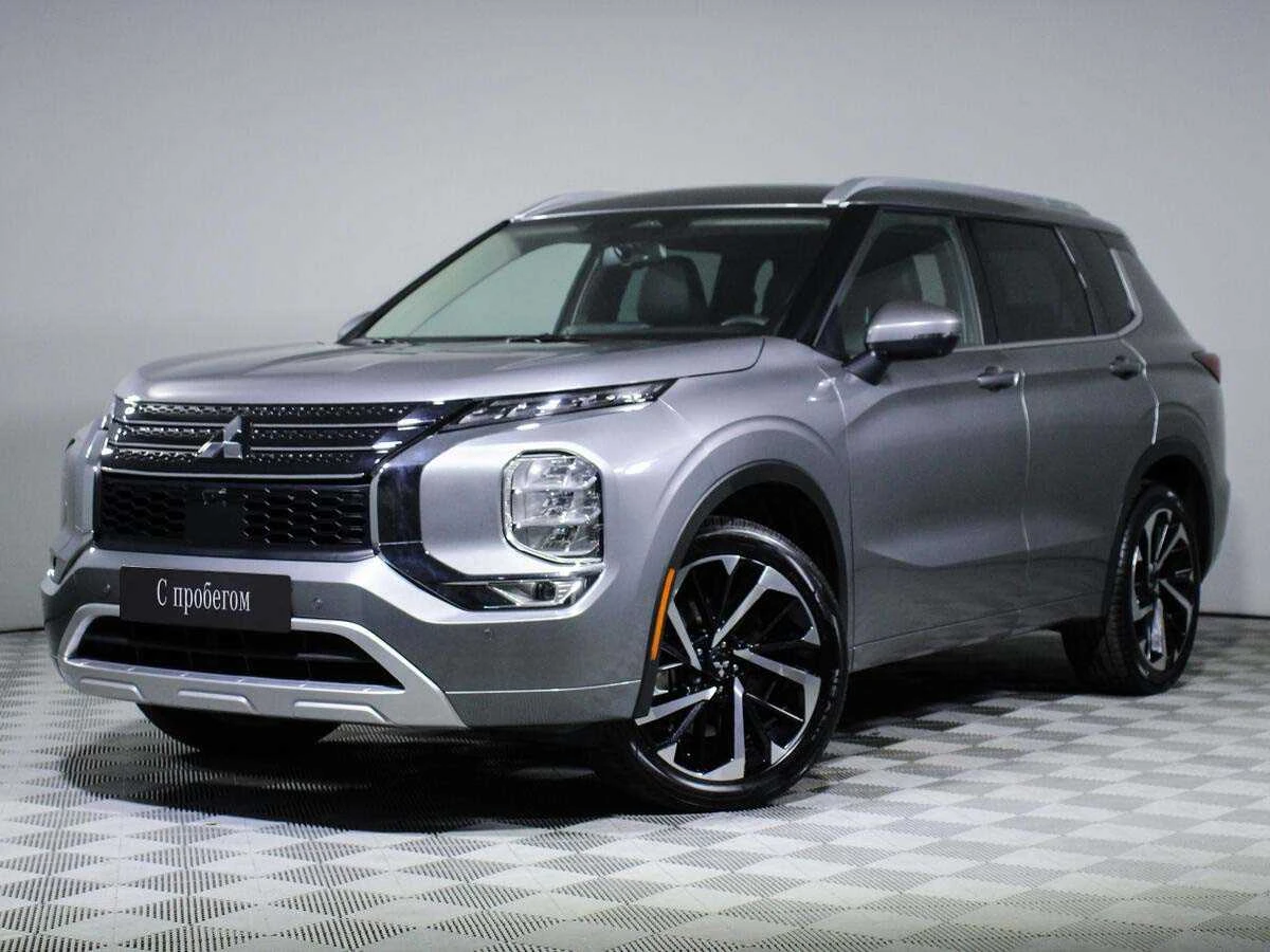 MITSUBISHI OUTLANDER, Серый, 2022, Вариатор, 184 л.с., цена от 2 622 400 руб.