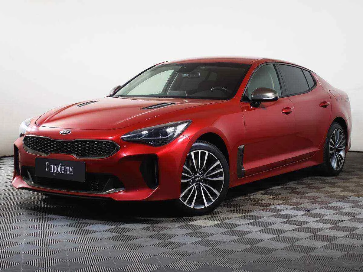KIA Stinger, Красный, 2018, Автоматическая, 370 л.с., цена от 1 890 000 руб.