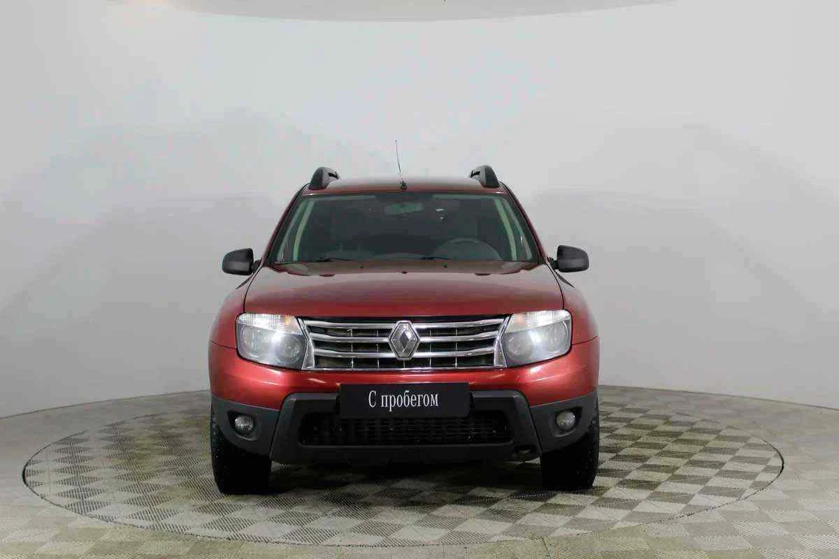 Renault Duster, Красный, 2013, Механическая, 102 л.с., цена от 575 000 руб.
