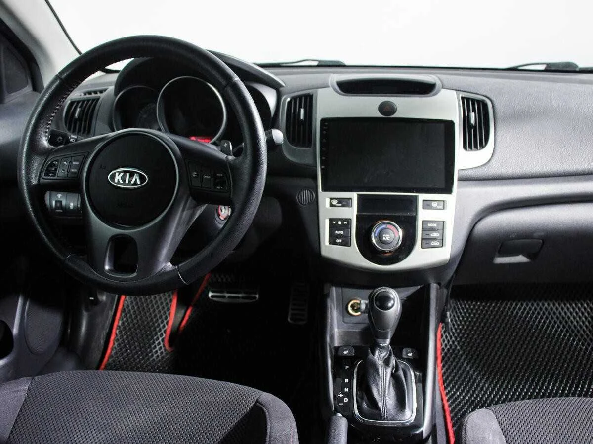 KIA CERATO, Белый, 2011, Автоматическая, 150 л.с., цена от 696 000 руб.