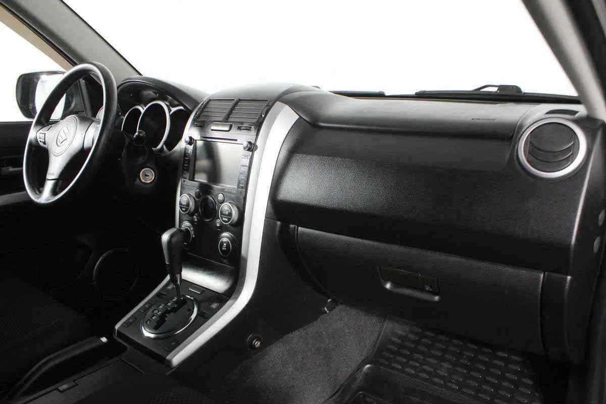 Suzuki Grand Vitara, Серый, 2011, Автоматическая, 169 л.с., цена от 565 000 руб.
