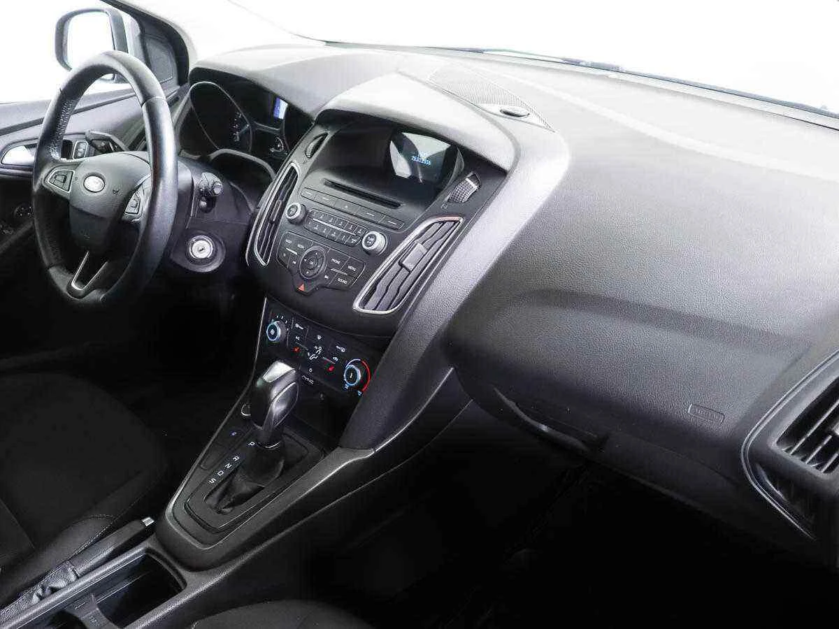 Ford Focus, Серебряный, 2016, Робот, 105 л.с., цена от 654 000 руб.