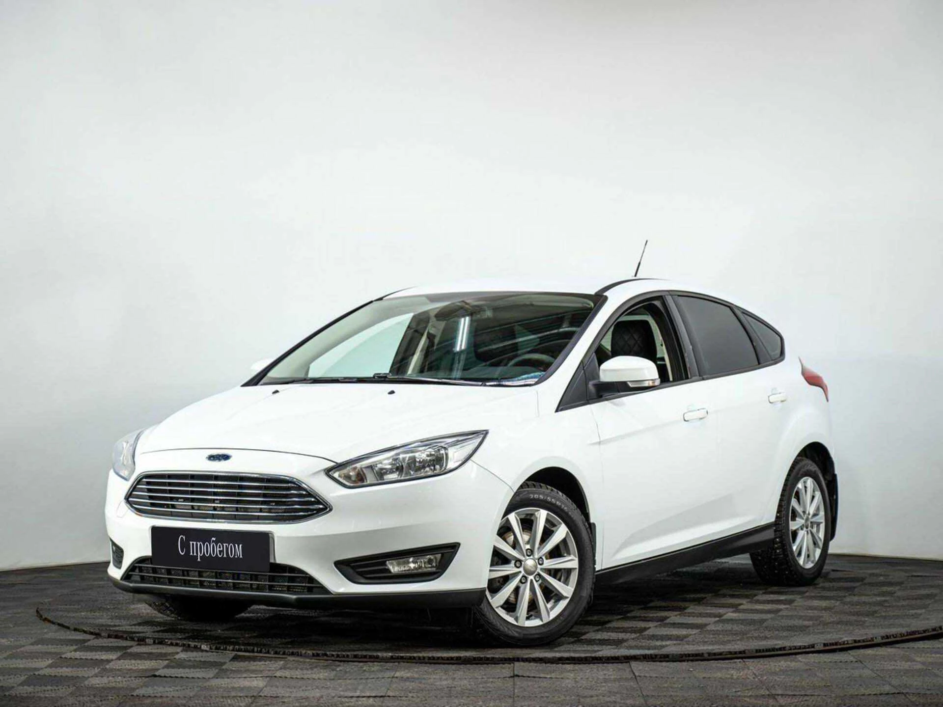 FORD FOCUS, Белый, 2019, Робот, 125 л.с., цена от 876 800 руб.