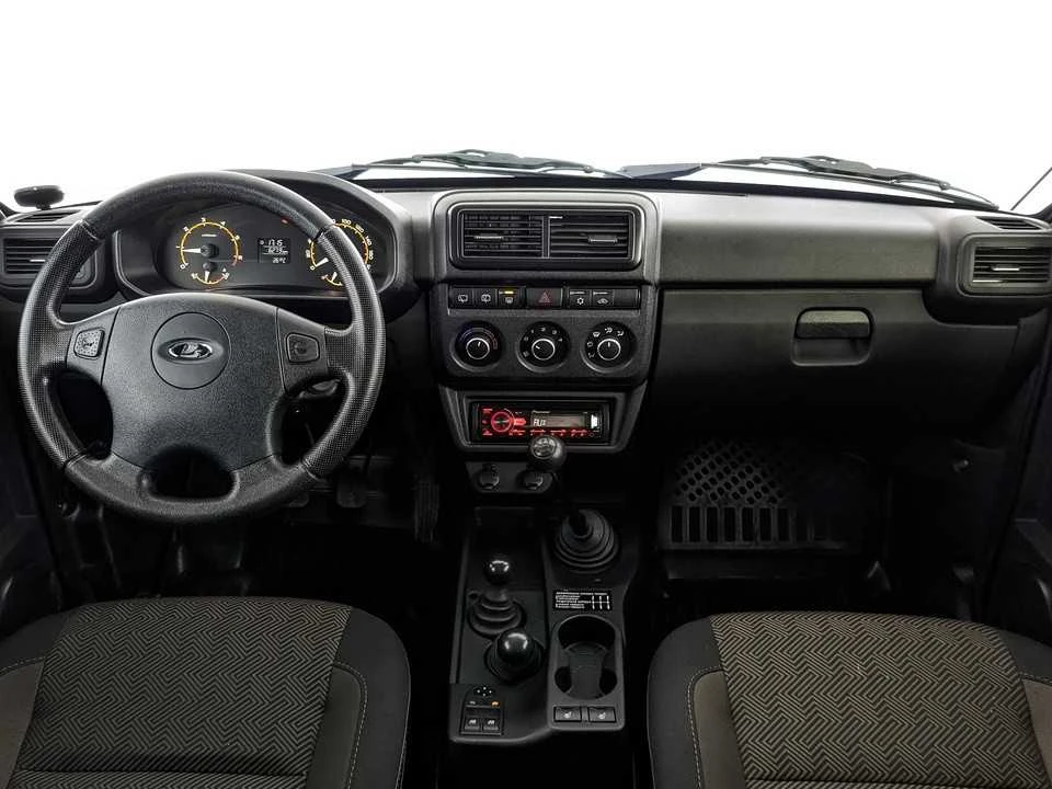 LADA NIVA LEGEND, Серый, 2022, Механическая, 83 л.с., цена от 792 000 руб.