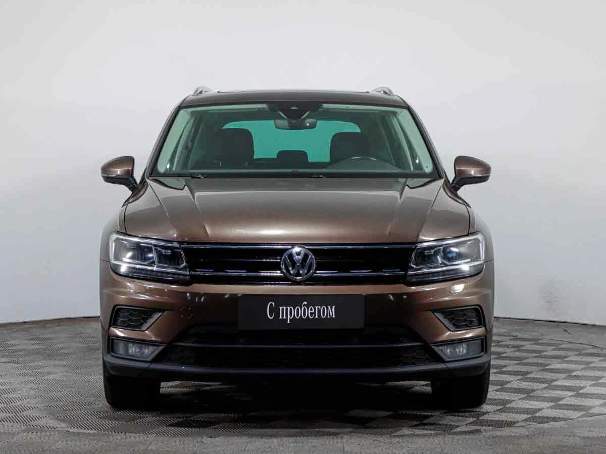 VOLKSWAGEN TIGUAN, Коричневый, 2020, Робот, 150 л.с., цена от 1 664 000 руб.