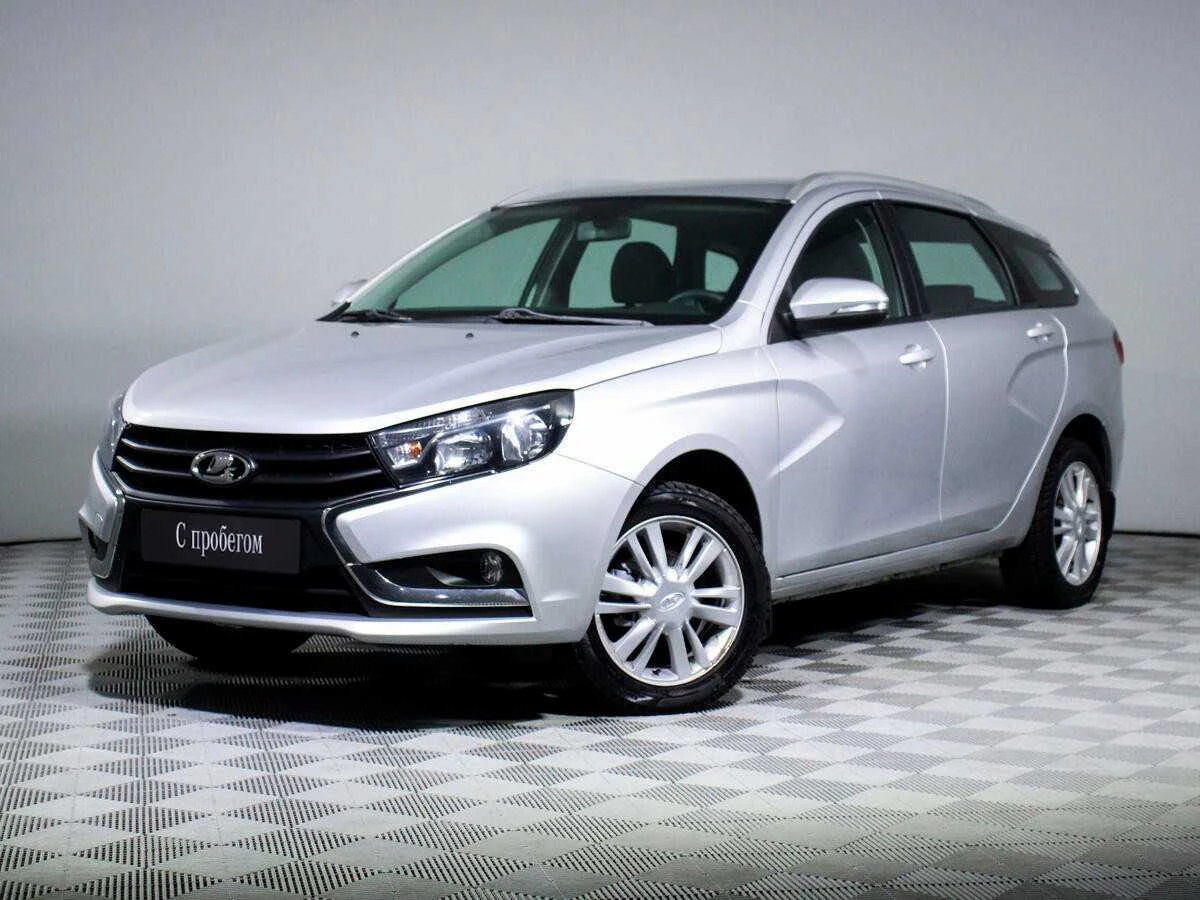 LADA VESTA, Серебряный, 2019, Робот, 122 л.с., цена от 720 000 руб.