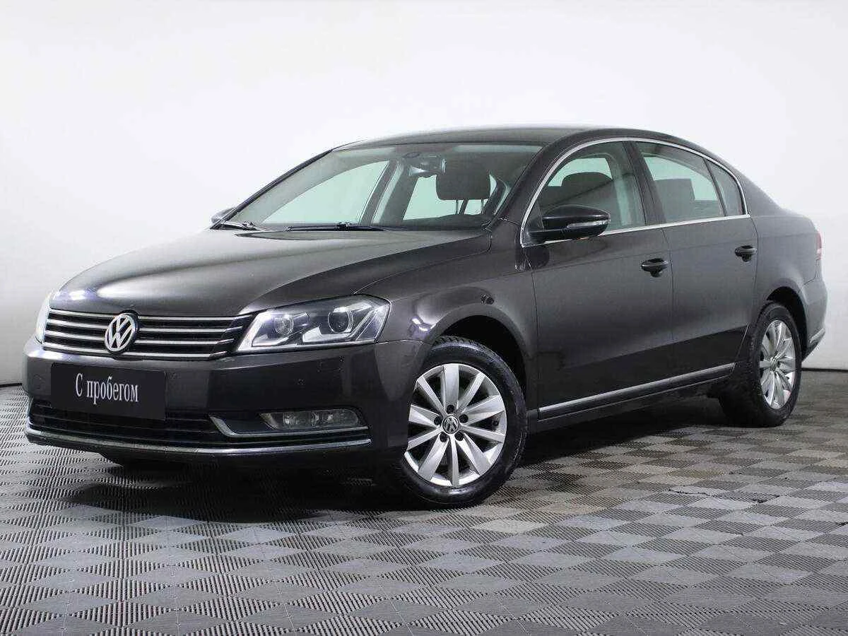 Volkswagen Passat, Черный, 2012, Робот, 122 л.с., цена от 468 000 руб.