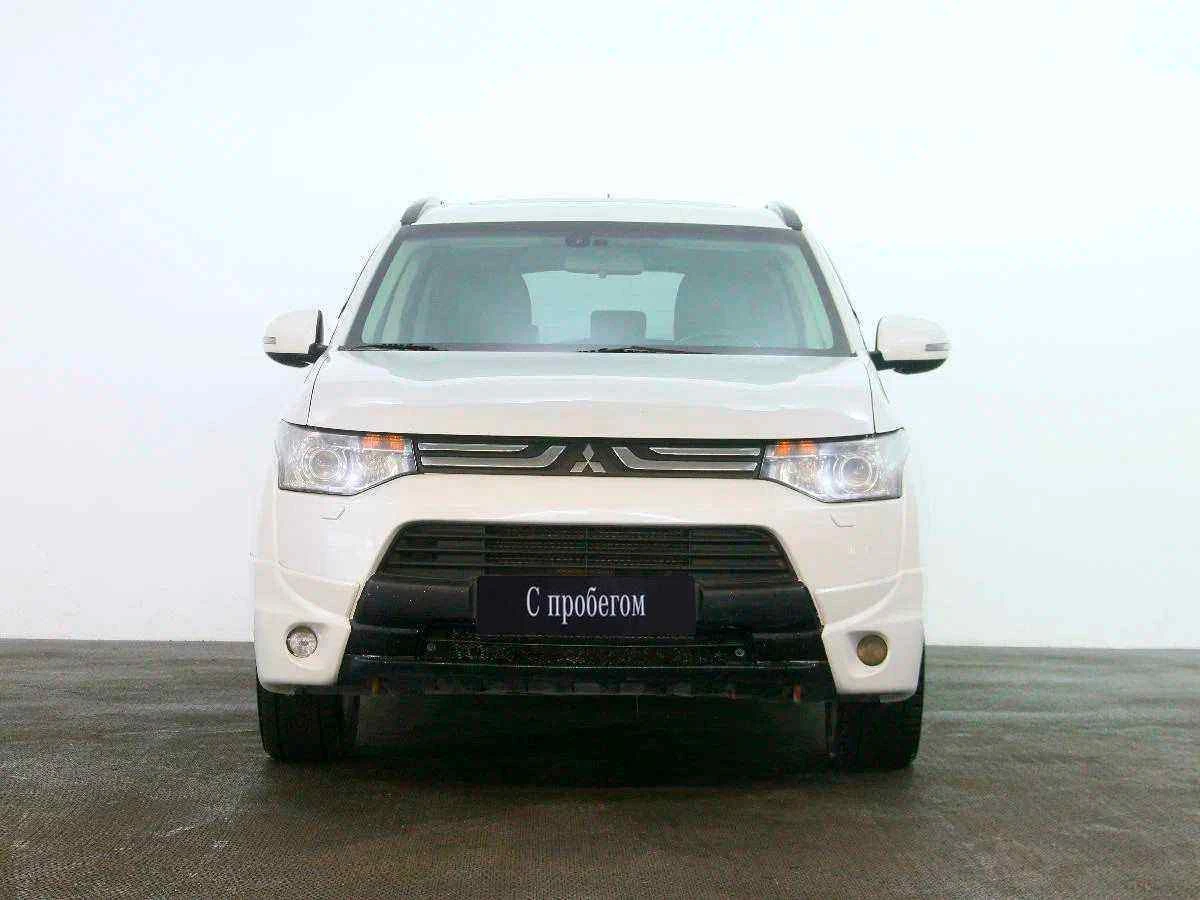 Mitsubishi Outlander, Белый, 2014, Автоматическая, 230 л.с., цена от 1 455 000 руб.