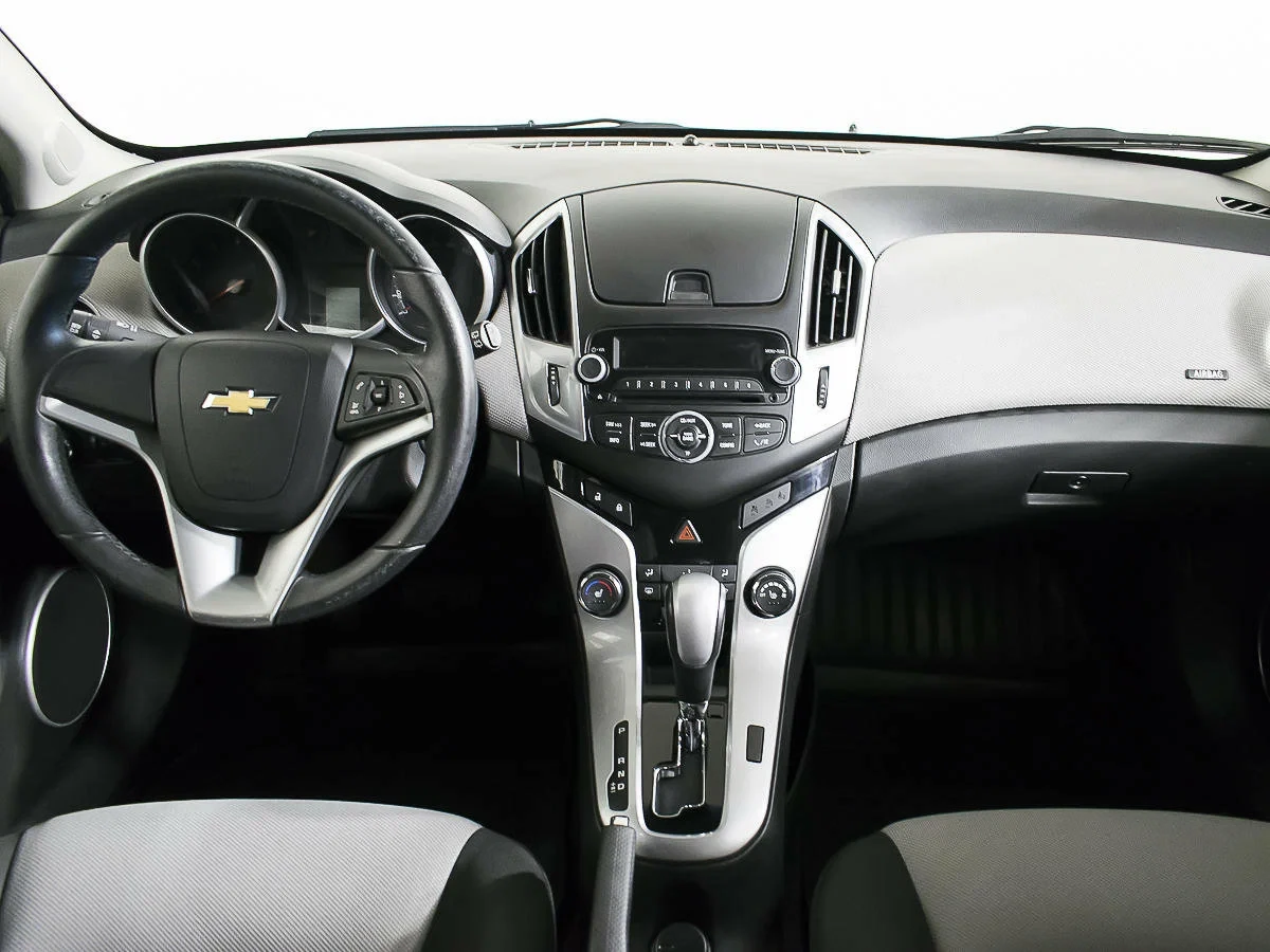 Chevrolet Cruze, Коричневый, 2014, Автоматическая, 109 л.с., цена от 550 500 руб.