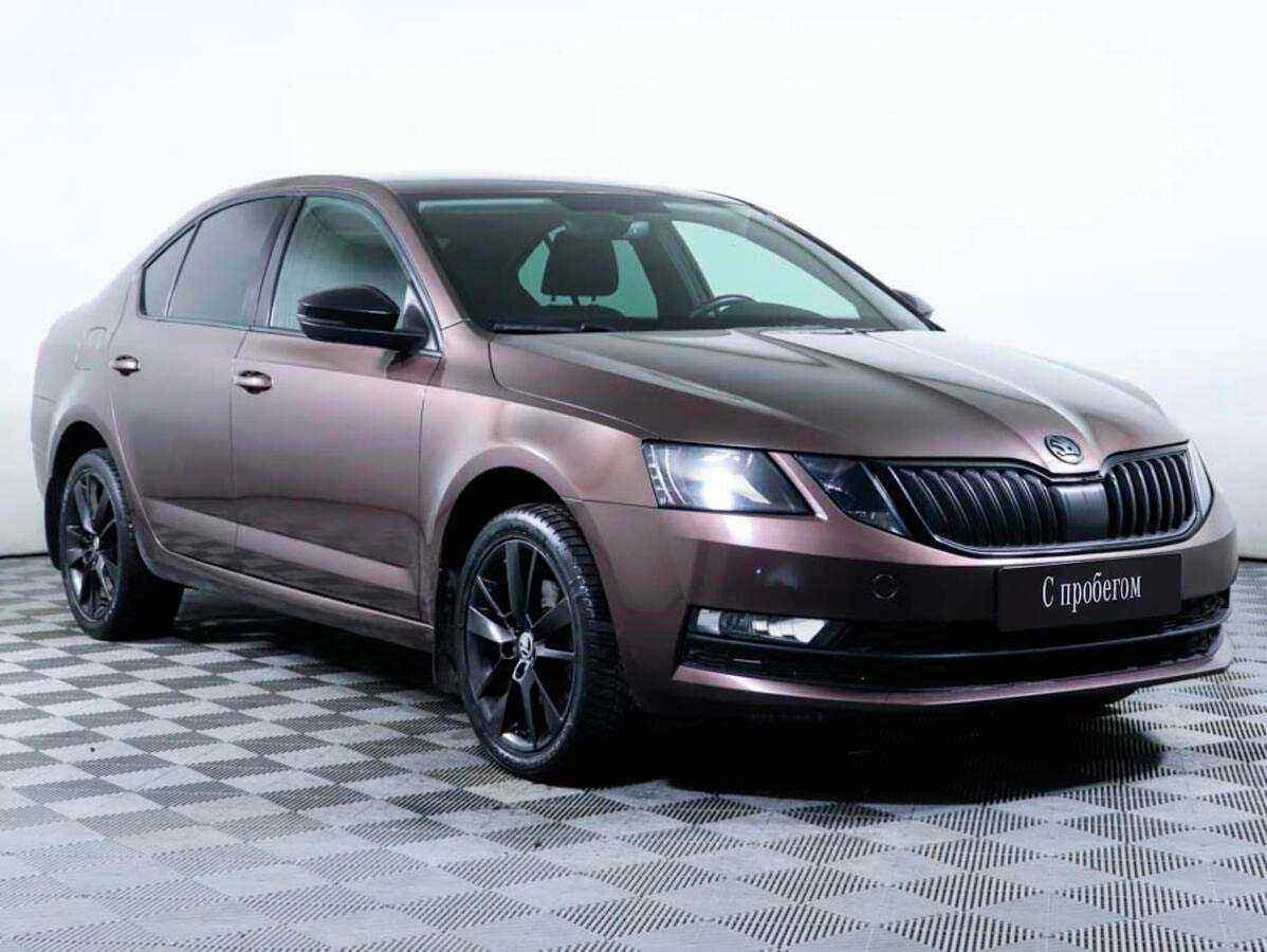 Skoda Octavia, Коричневый, 2018, Робот, 150 л.с., цена от 1 000 000 руб.