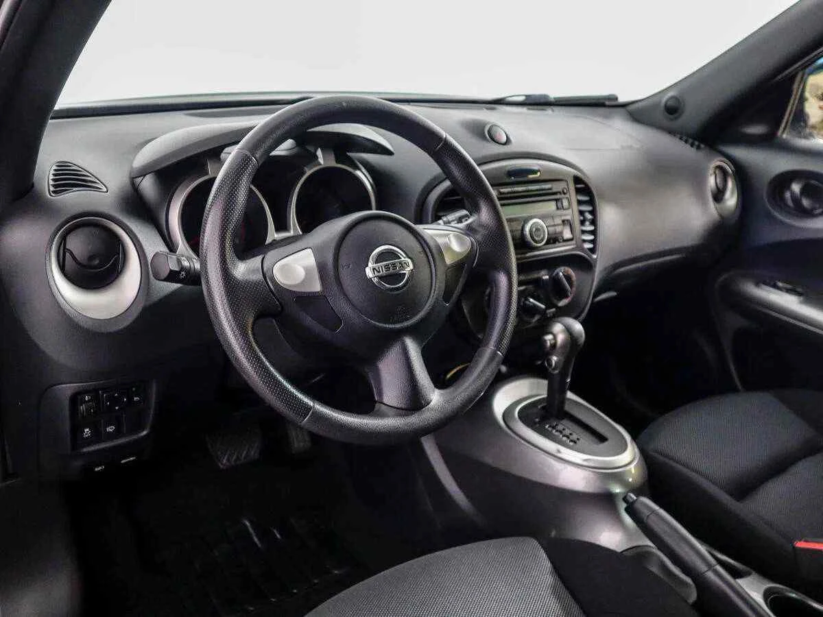 Nissan Juke, Коричневый, 2013, Вариатор, 117 л.с., цена от 863 000 руб.