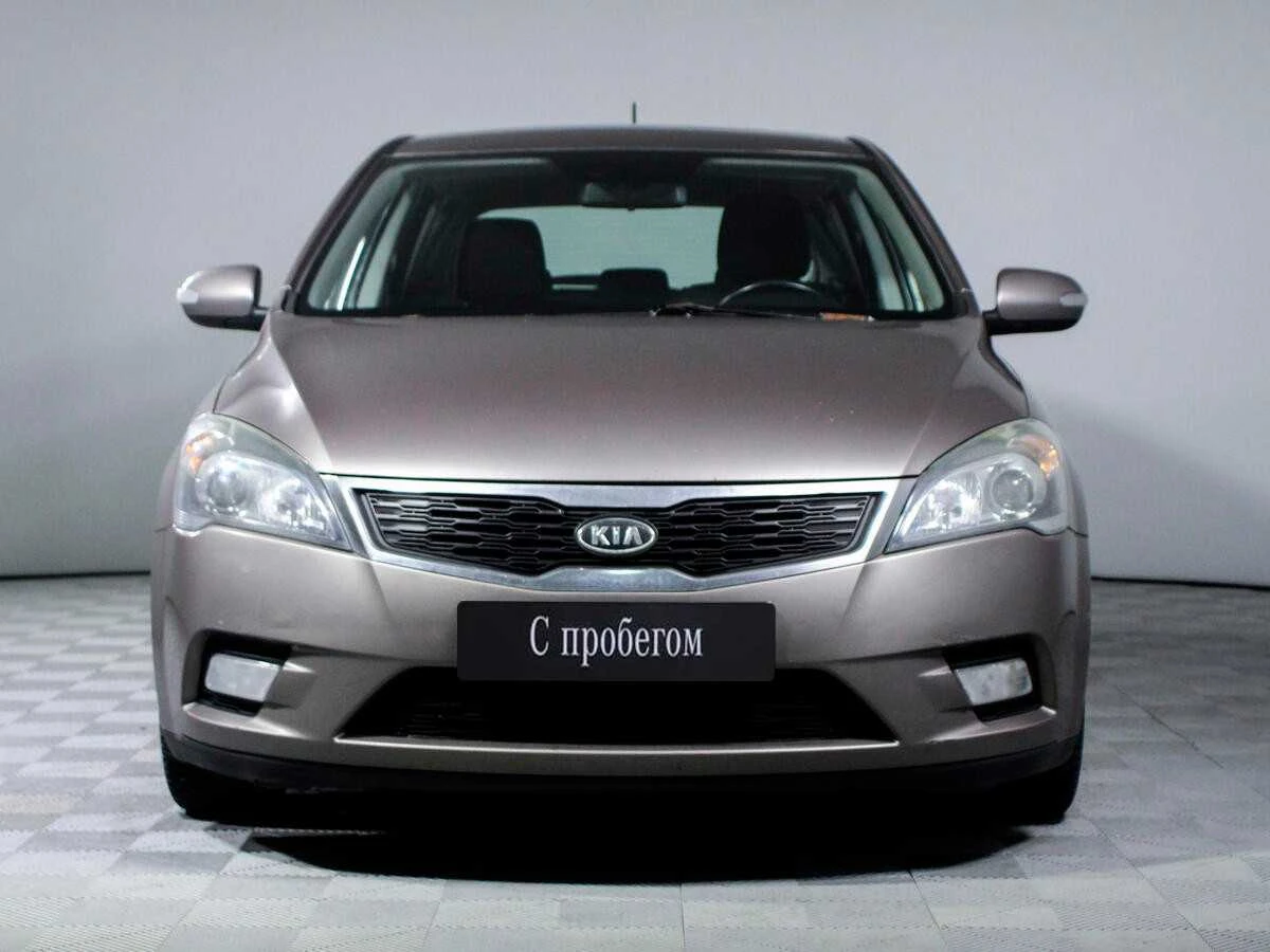 KIA CEED, Бежевый, 2010, Автоматическая, 122 л.с., цена от 544 000 руб.