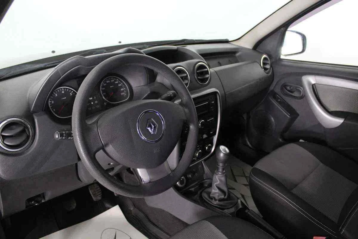 Renault Duster, Коричневый, 2013, Механическая, 135 л.с., цена от 608 000 руб.