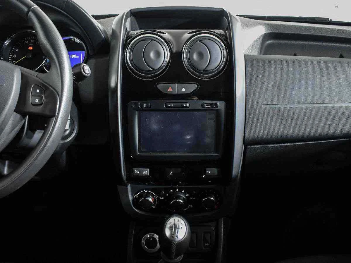 Renault Duster, Зеленый, 2017, Механическая, 143 л.с., цена от 1 061 000 руб.