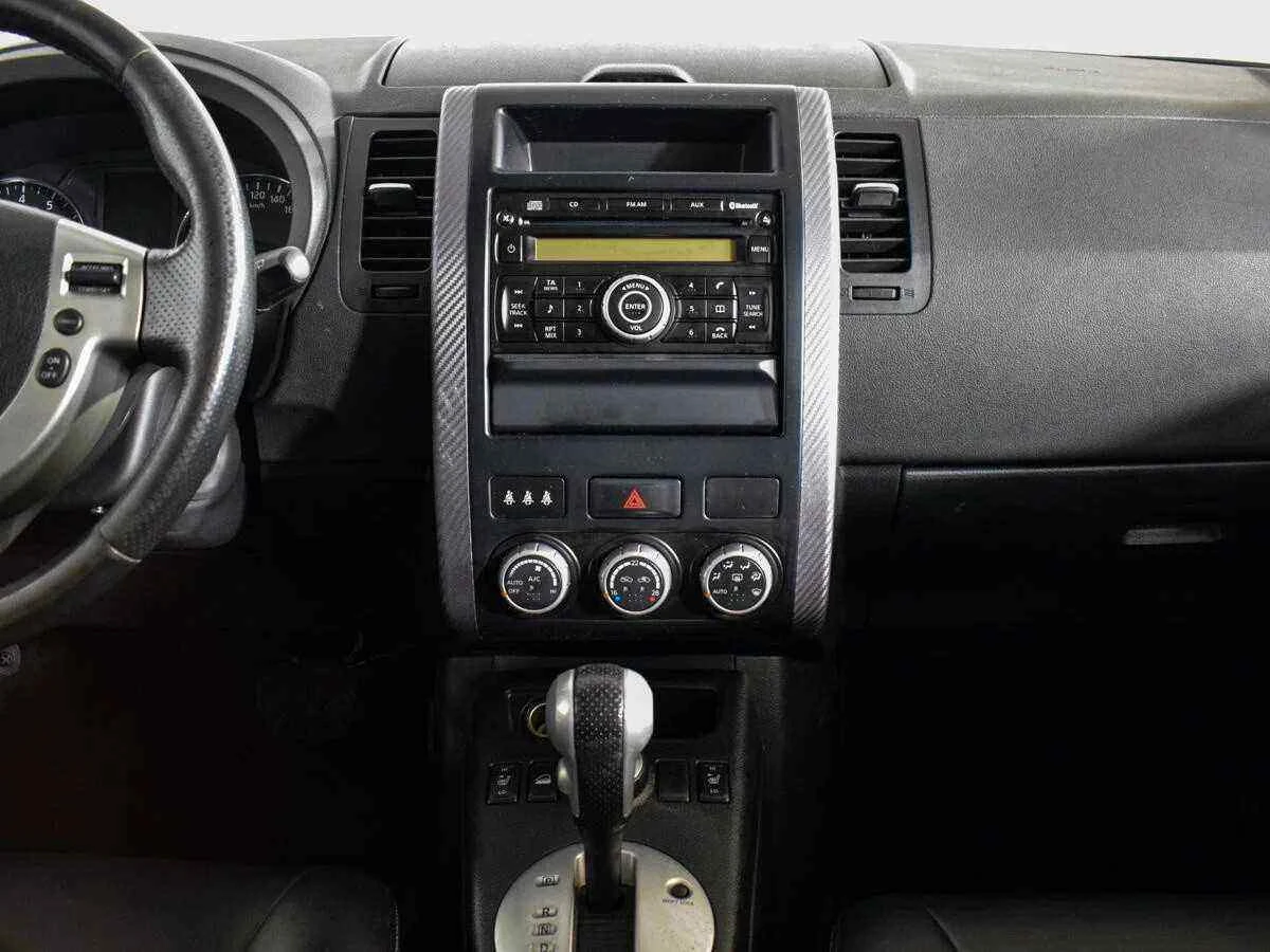 Nissan X-Trail, Черный, 2011, Вариатор, 141 л.с., цена от 721 300 руб.