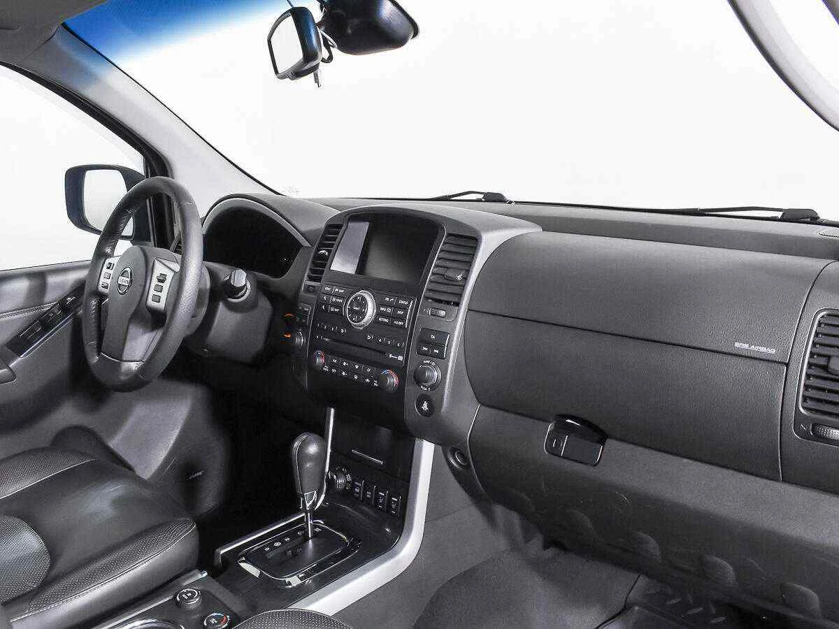 Nissan Pathfinder, Синий, 2011, Автоматическая, 190 л.с., цена от 922 000 руб.