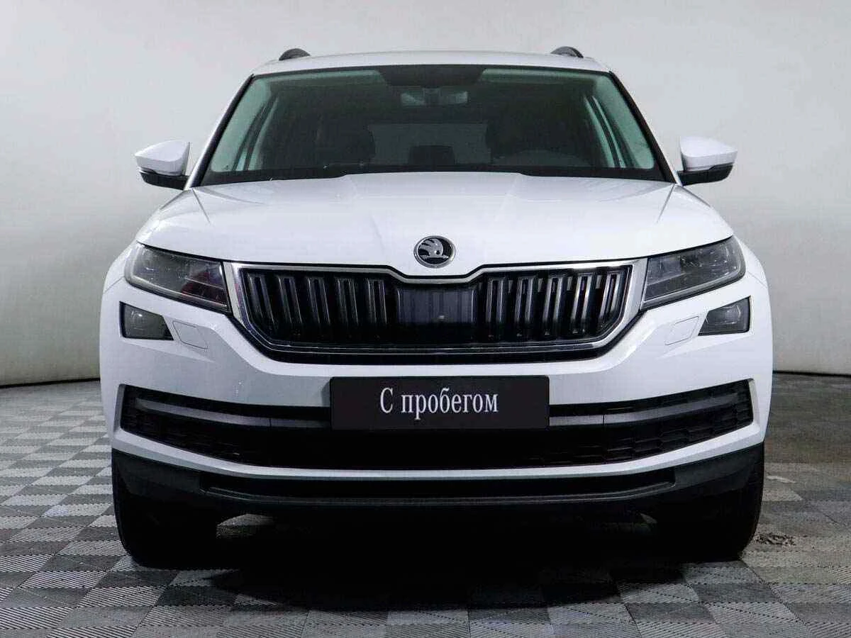 Skoda Kodiaq, Белый, 2019, Робот, 180 л.с., цена от 1 602 000 руб.