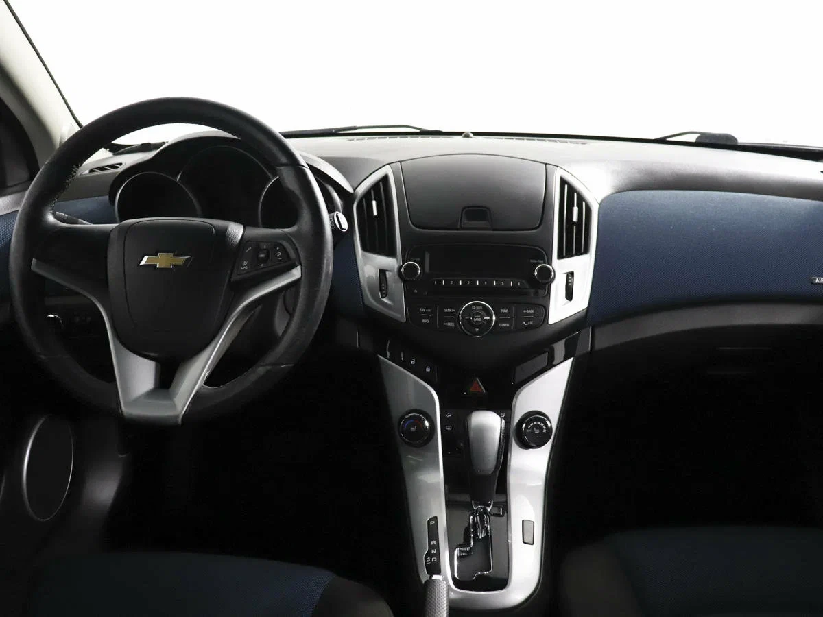Chevrolet Cruze, Серебряный, 2014, Автоматическая, 141 л.с., цена от 547 300 руб.