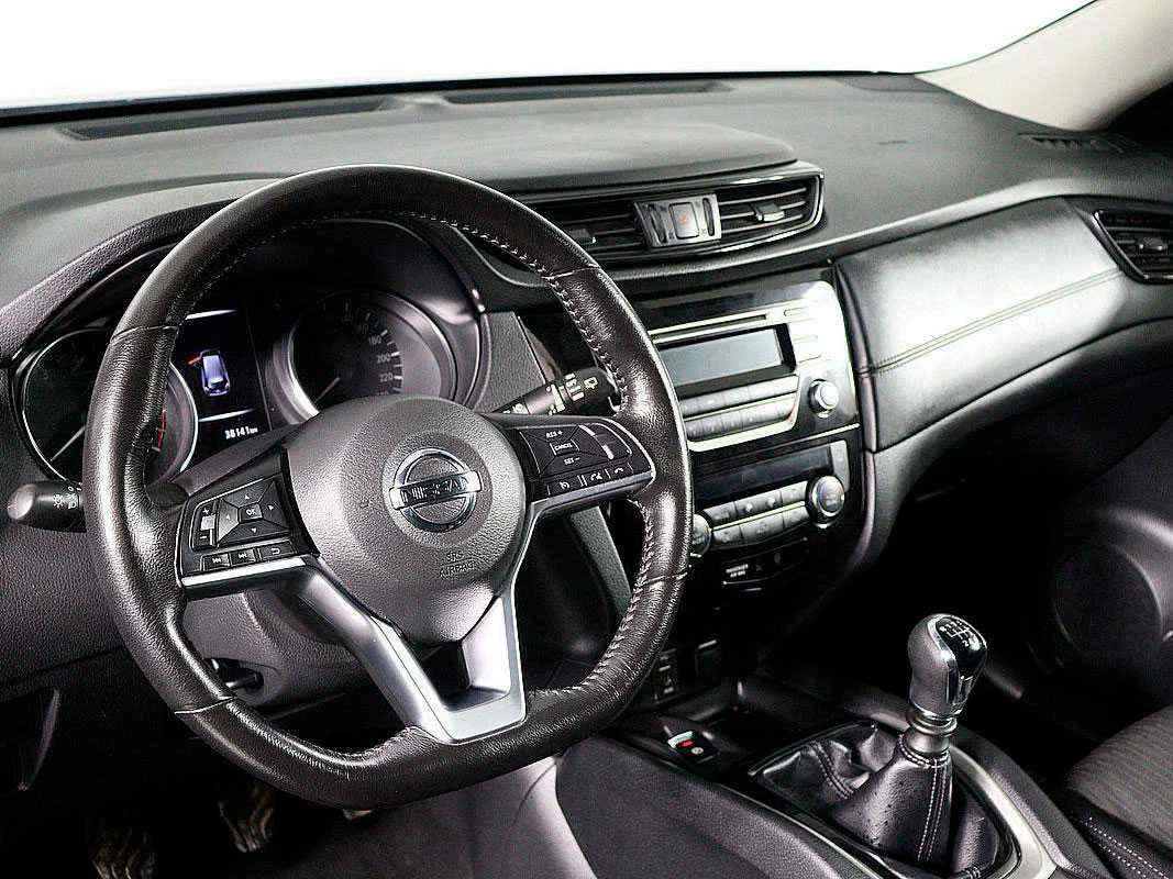 Nissan X-Trail, Черный, 2018, Механическая, 144 л.с., цена от 1 699 000 руб.