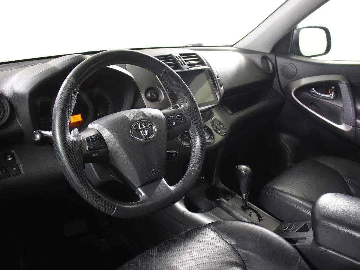 Toyota RAV 4, Черный, 2010, Вариатор, 158 л.с., цена от 849 000 руб.
