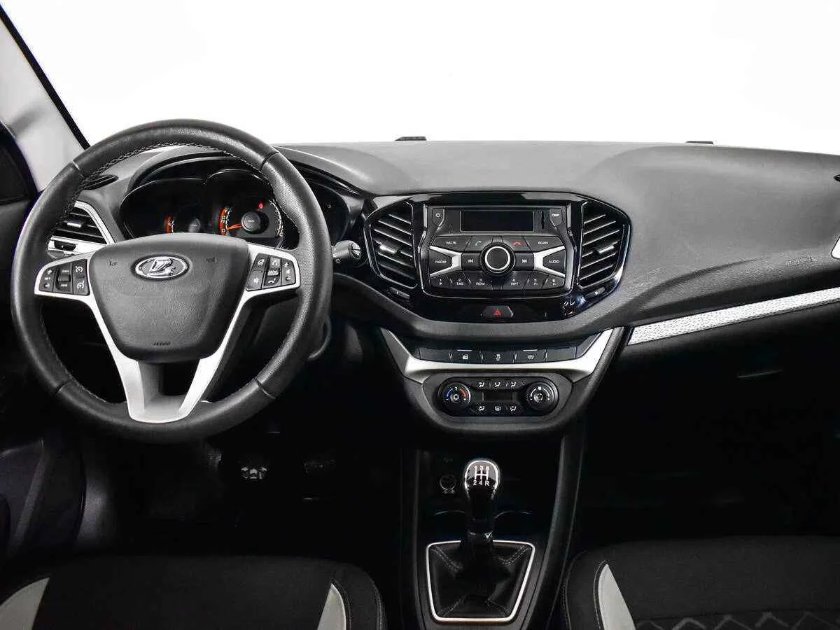 LADA Vesta SW Cross, Серый, 2020, Механическая, 106 л.с., цена от 822 000 руб.