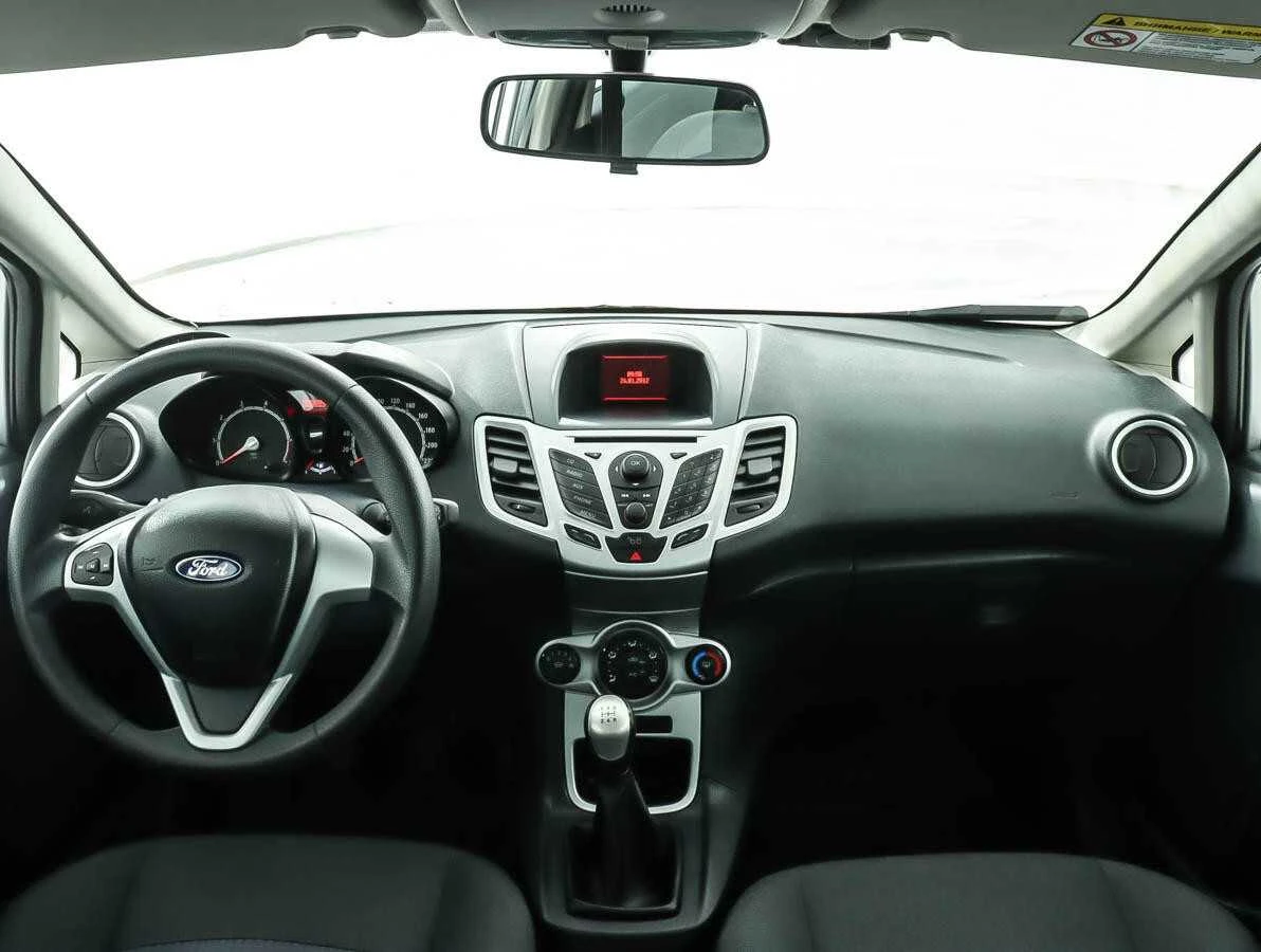 FORD FIESTA, Серебряный, 2012, Механическая, 96 л.с., цена от 408 000 руб.