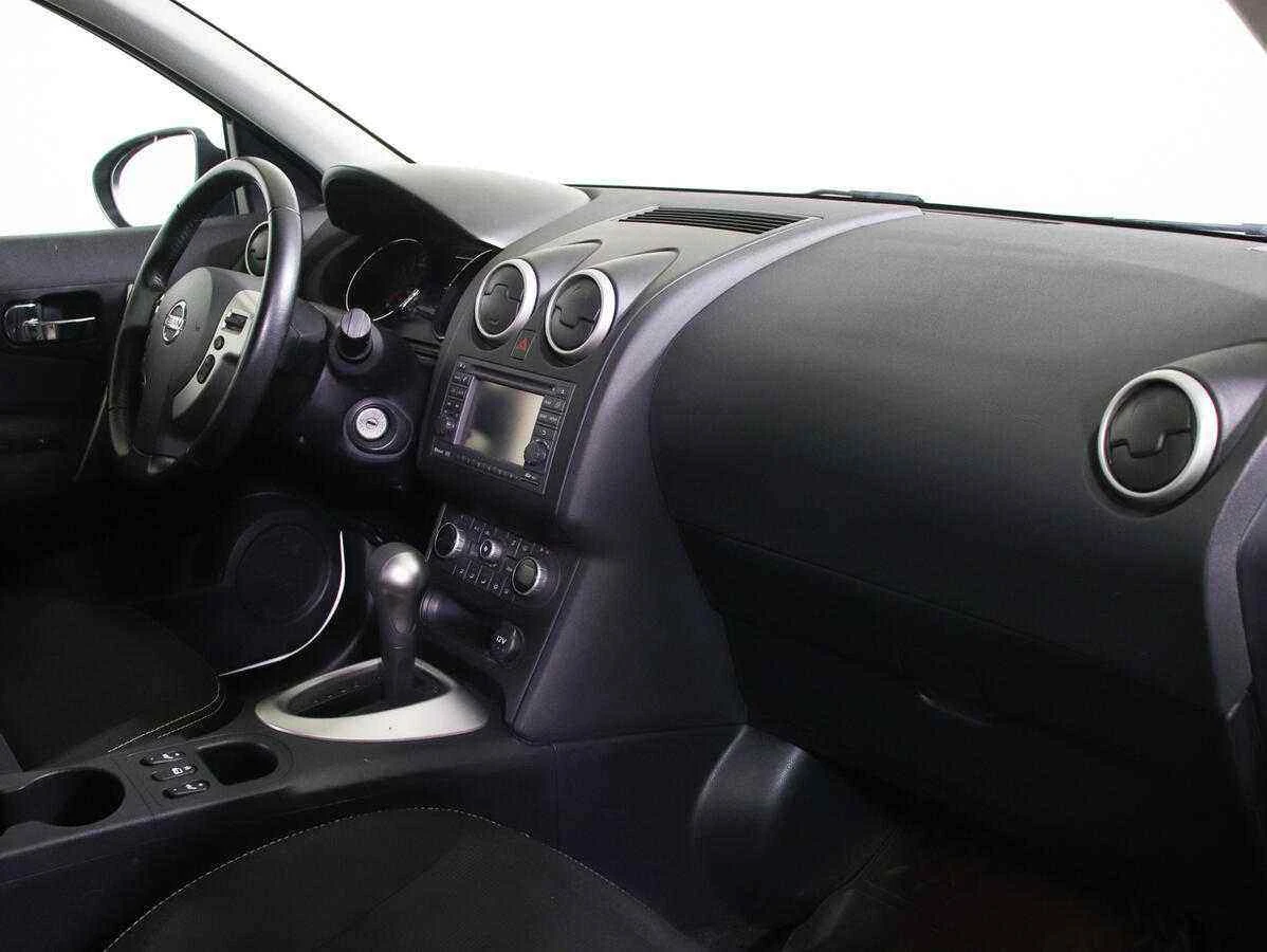 Nissan Qashqai, Белый, 2011, Вариатор, 141 л.с., цена от 719 000 руб.