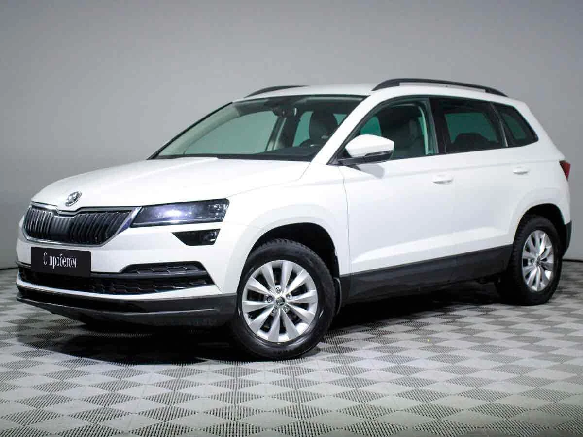 SKODA KAROQ, Белый, 2020, Робот, 150 л.с., цена от 1 227 200 руб.