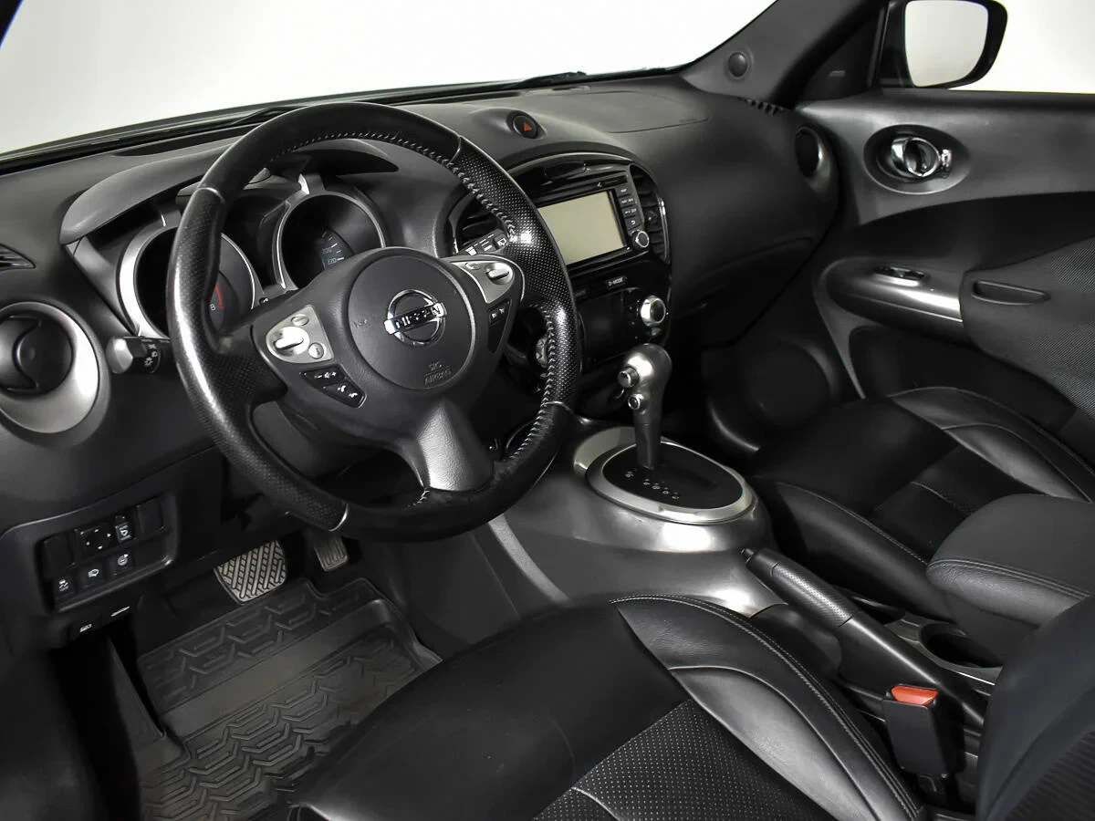 Nissan Juke, Серый, 2014, Вариатор, 117 л.с., цена от 691 500 руб.