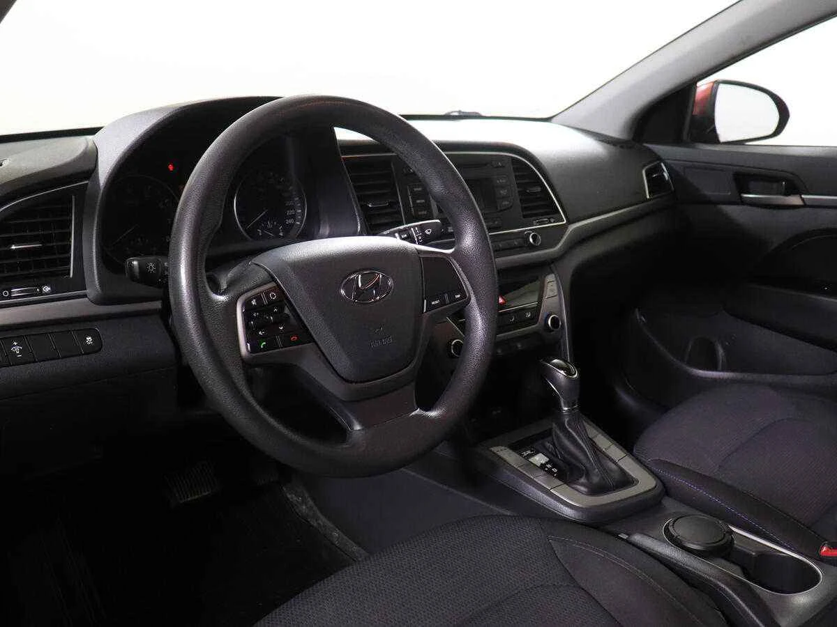 Hyundai Elantra, Красный, 2016, Автоматическая, 150 л.с., цена от 805 000 руб.