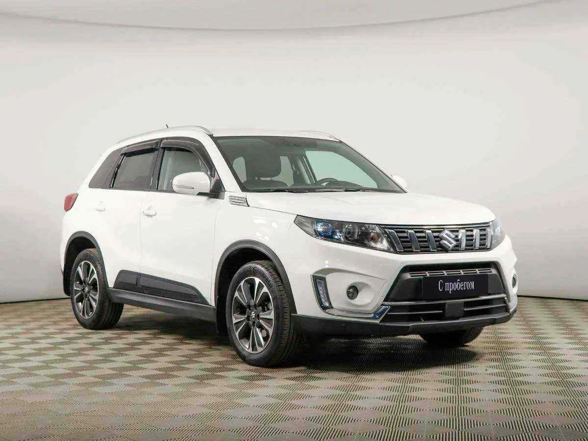 Suzuki Vitara, Белый, 2019, Автоматическая, 140 л.с., цена от 1 680 000 руб.