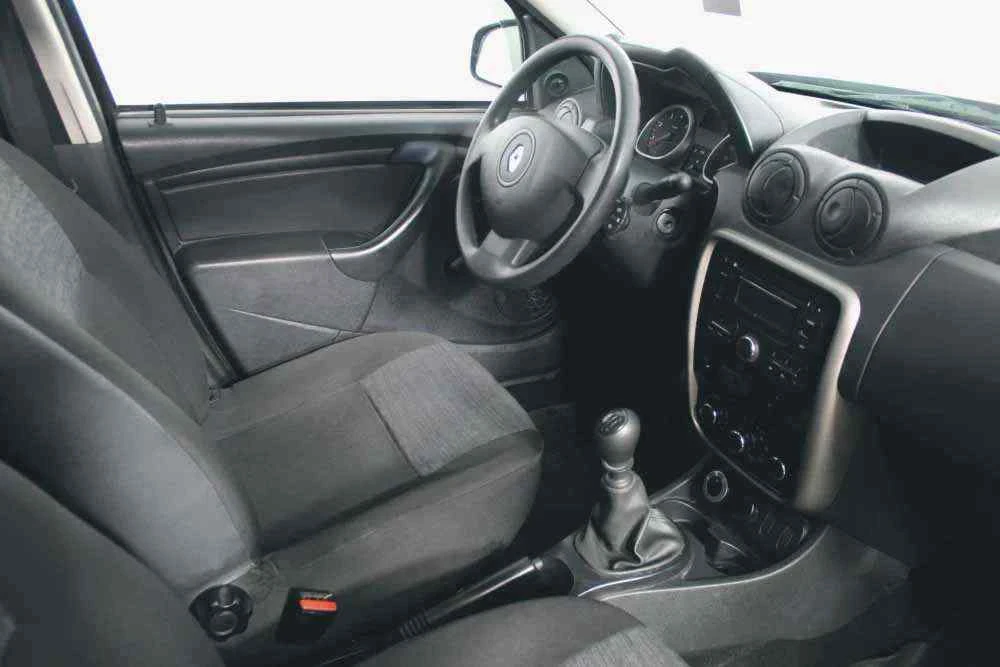 Renault Duster, Коричневый, 2014, Механическая, 102 л.с., цена от 953 000 руб.