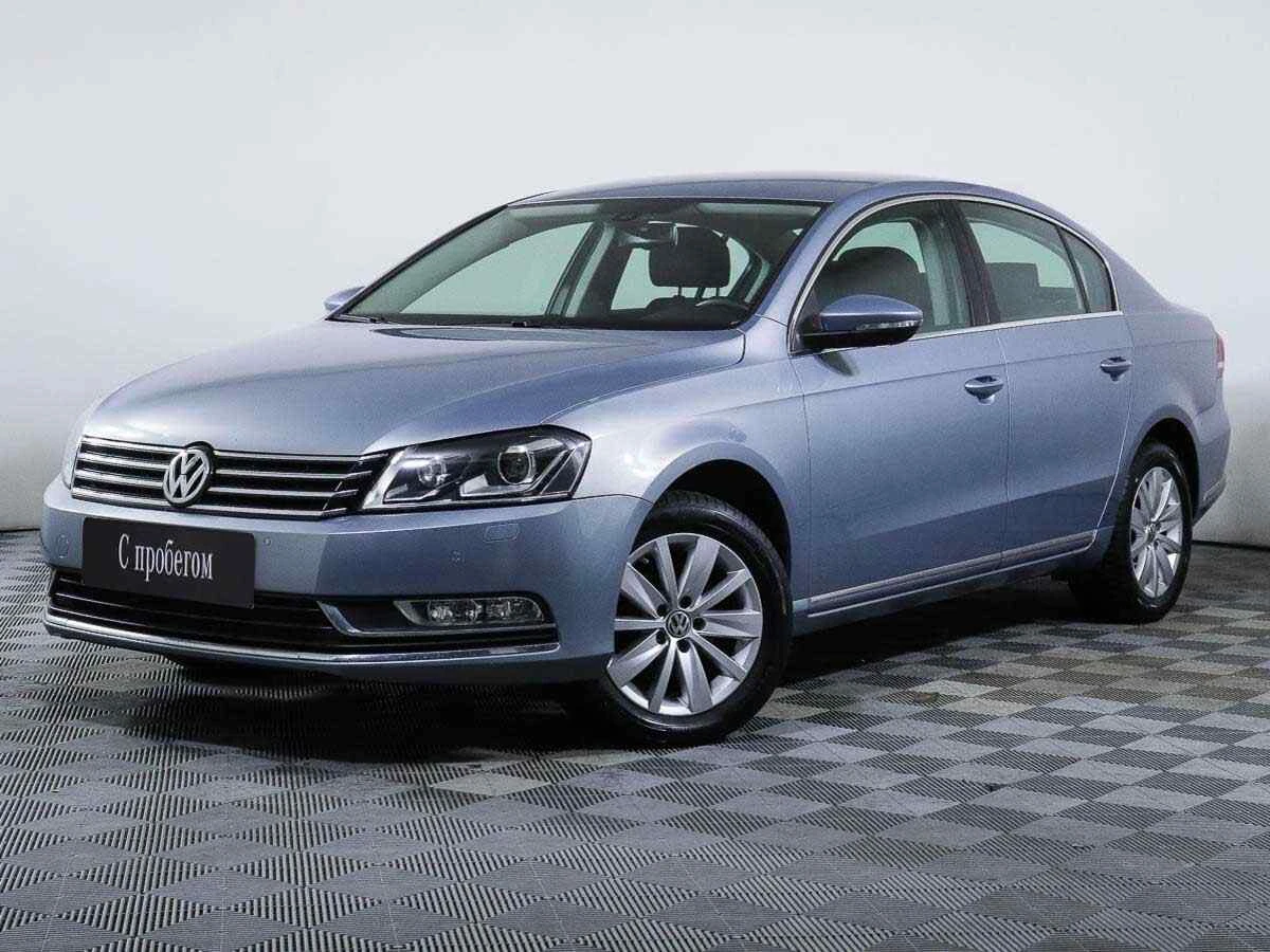 Volkswagen Passat, Голубой, 2012, Робот, 152 л.с., цена от 800 000 руб.