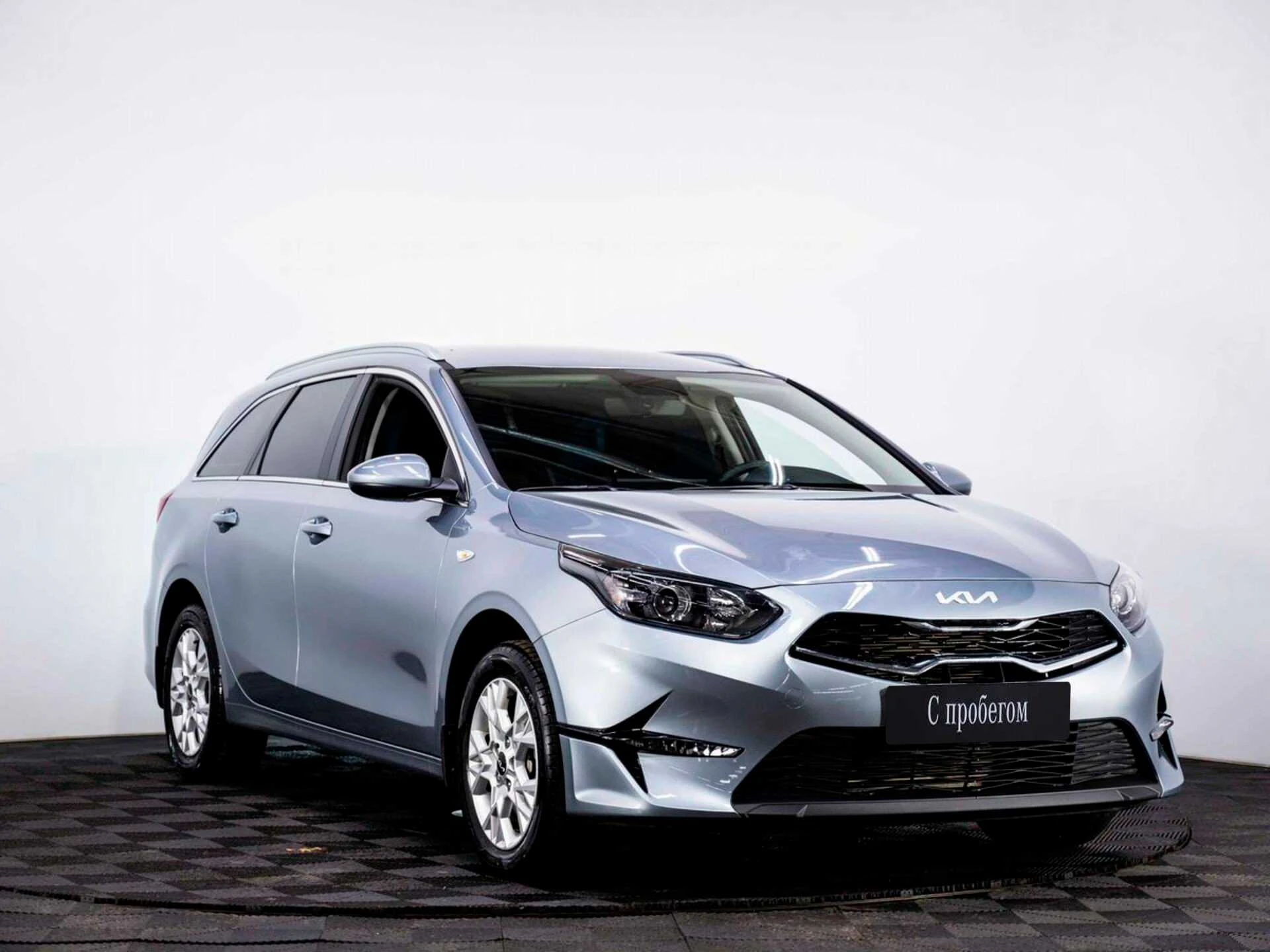 KIA CEED, Серебряный, 2022, Автоматическая, 128 л.с., цена от 1 664 000 руб.