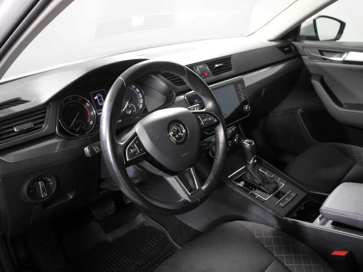 SKODA SUPERB, Белый, 2017, Робот, 150 л.с., цена от 1 110 400 руб.