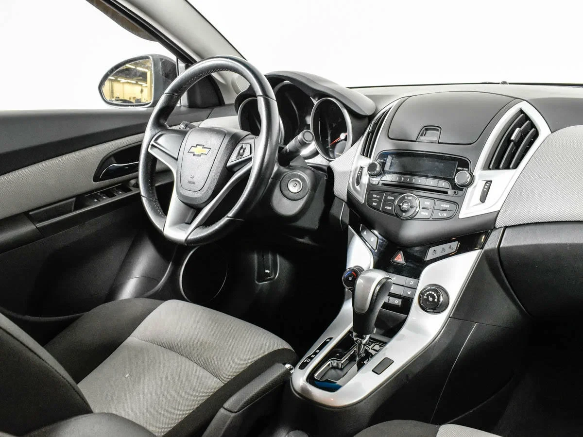 Chevrolet Cruze, Коричневый, 2014, Автоматическая, 109 л.с., цена от 468 900 руб.
