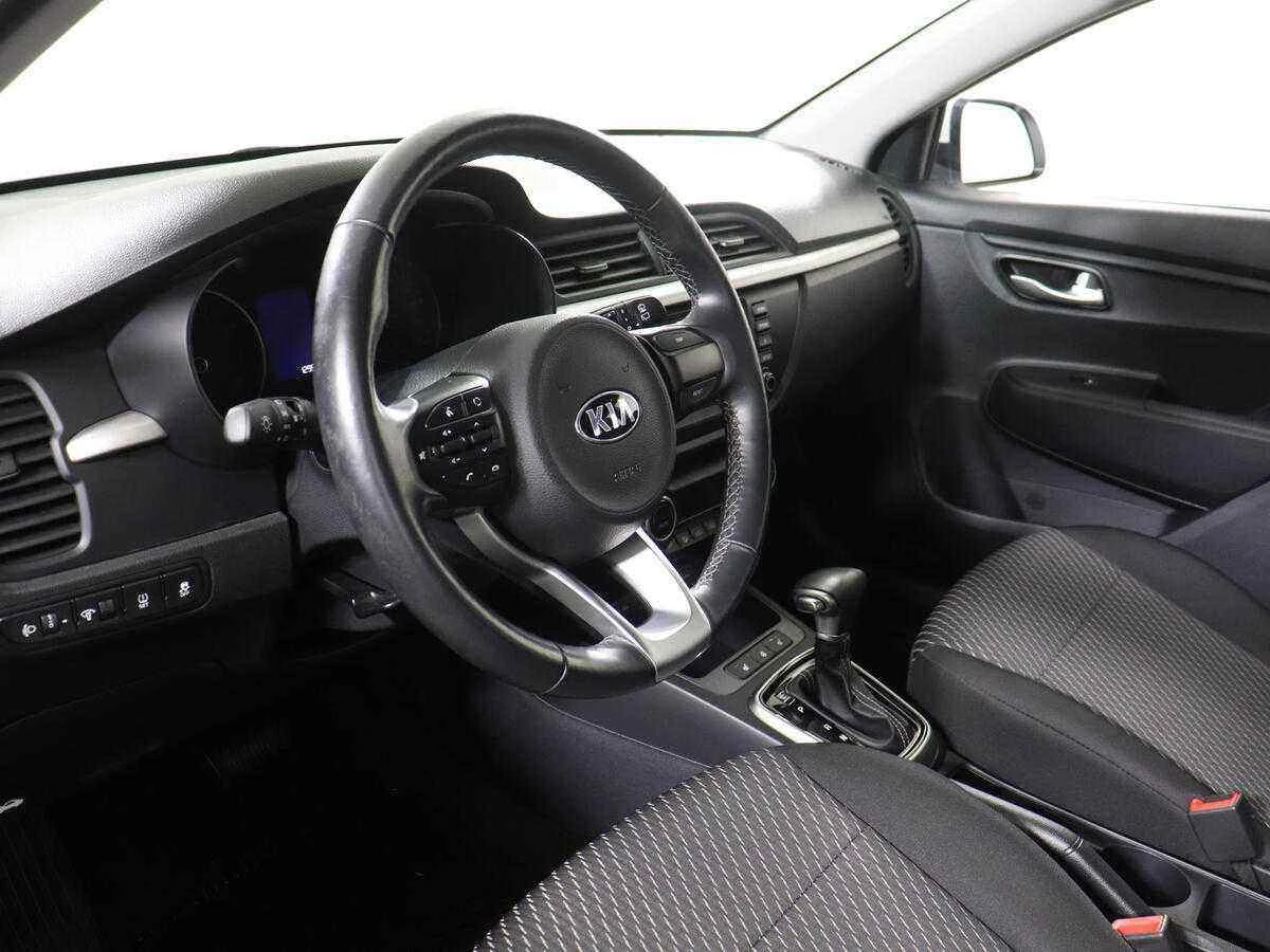 KIA X Line, Белый, 2018, Автоматическая, 123 л.с., цена от 1 060 000 руб.