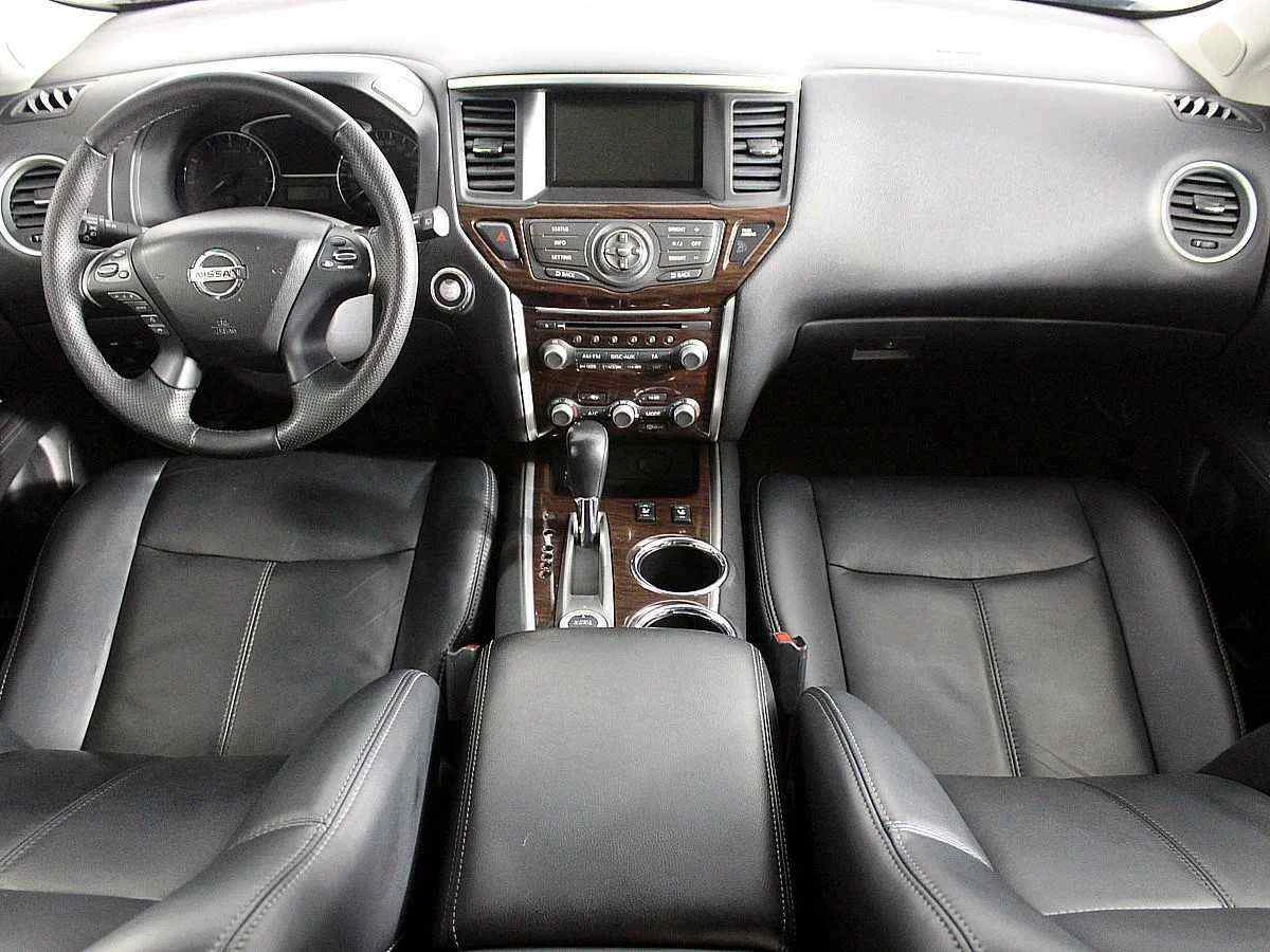 Nissan Pathfinder, Серый, 2014, Вариатор, 249 л.с., цена от 1 386 000 руб.
