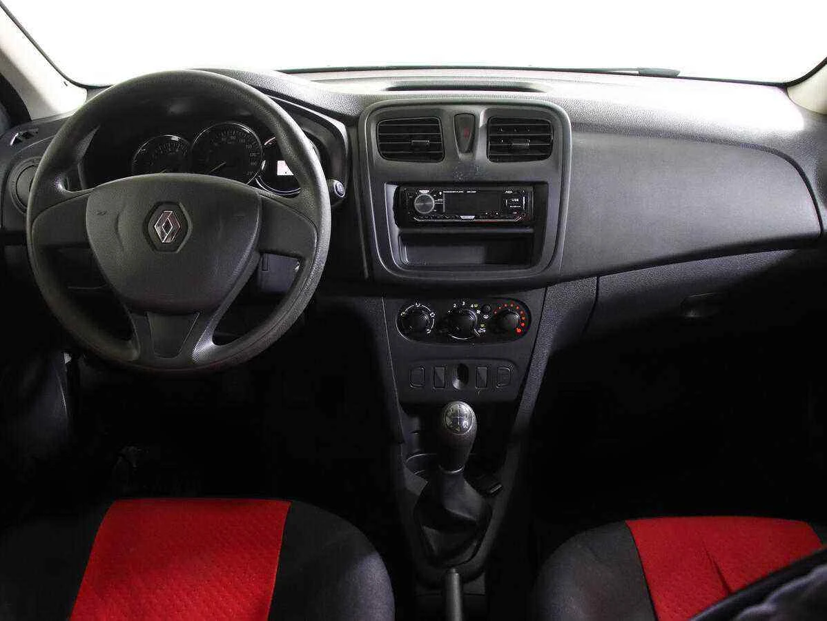 Renault Sandero, Бежевый, 2016, Механическая, 75 л.с., цена от 539 000 руб.