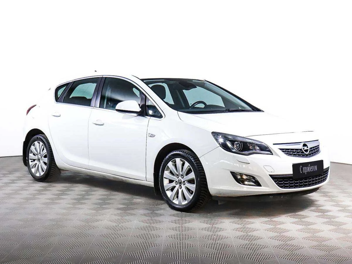 OPEL ASTRA, Белый, 2012, Автоматическая, 180 л.с., цена от 607 200 руб.