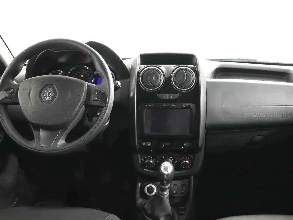 Renault Duster, Зеленый, 2017, Механическая, 90 л.с., цена от 1 320 000 руб.