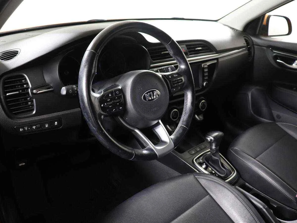 KIA X Line, Оранжевый, 2018, Автоматическая, 123 л.с., цена от 800 000 руб.