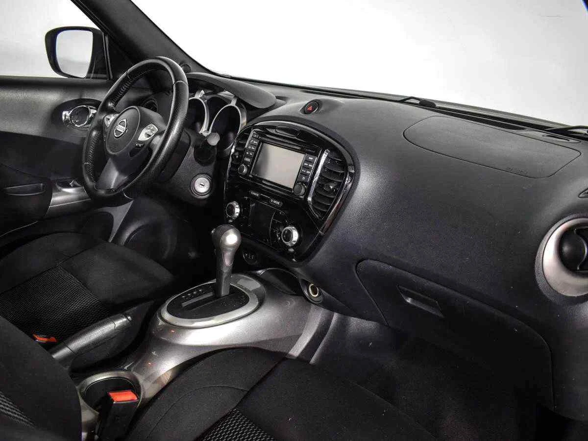 Nissan Juke, Серебряный, 2015, Вариатор, 117 л.с., цена от 798 000 руб.