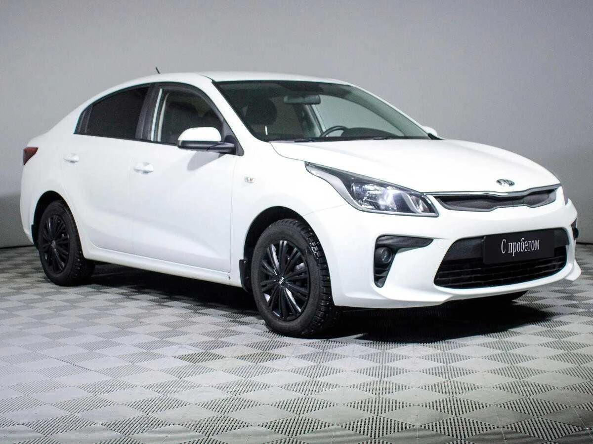 KIA RIO, Белый, 2017, Автоматическая, 123 л.с., цена от 952 000 руб.